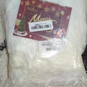 White Christmas Tree Skirt